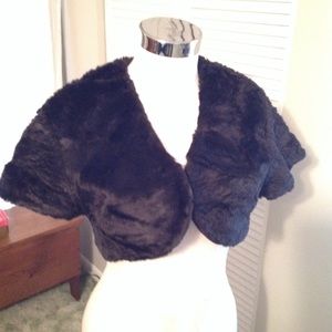 Black faux fur short cape /jacket. EUC